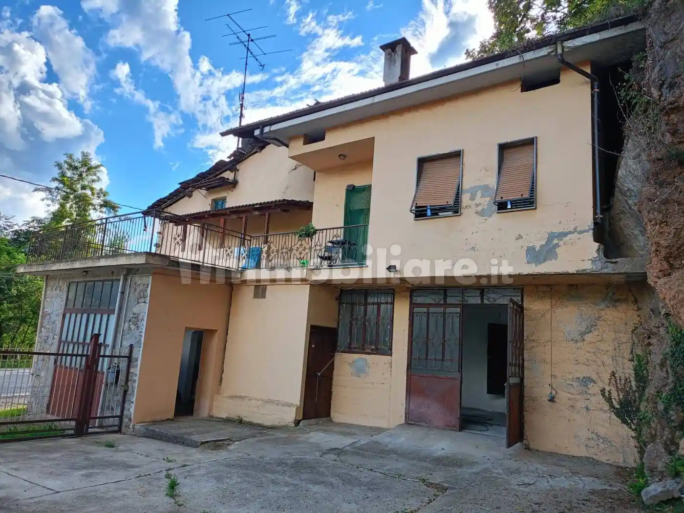 Casa indipendente in vendita a Borgo San Dalmazzo