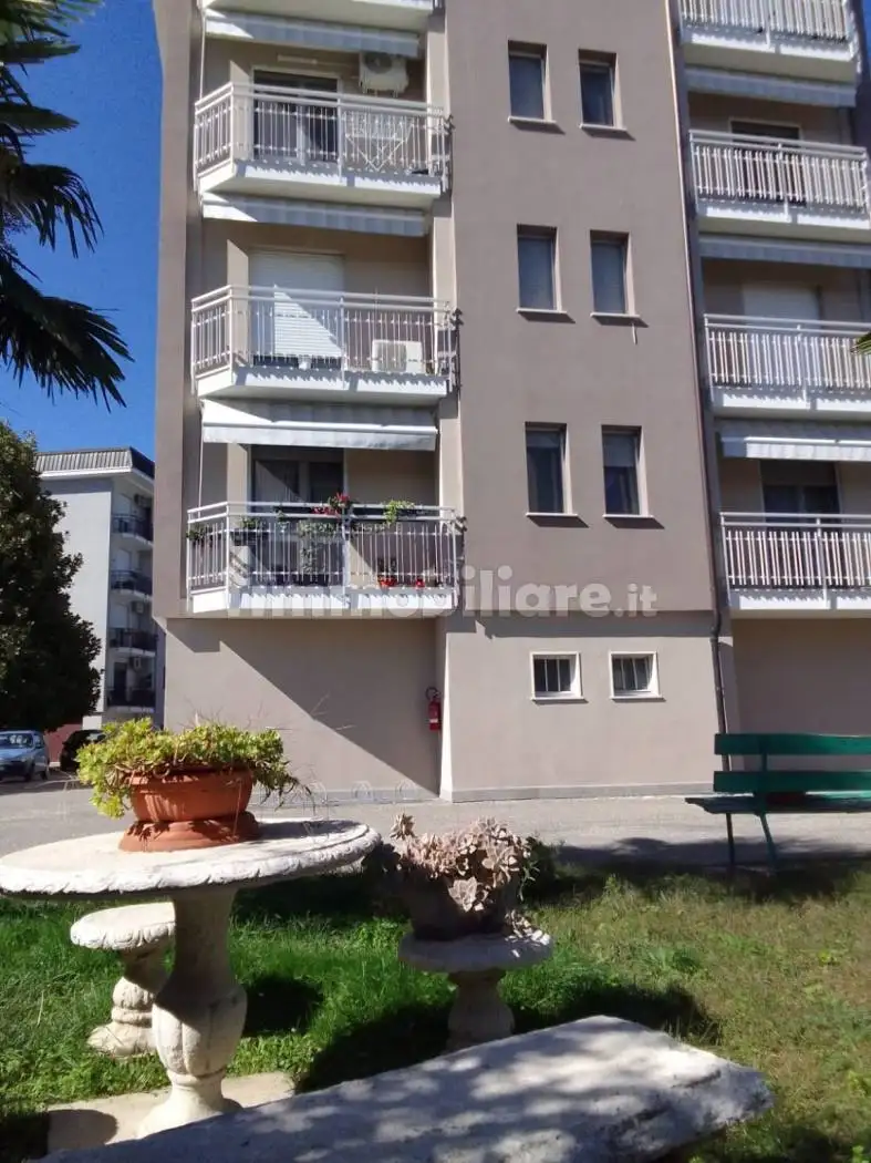 Appartamento in vendita a Novara