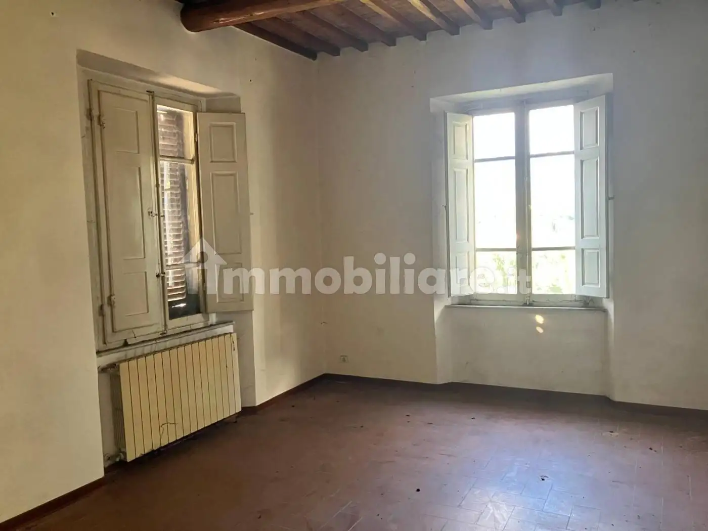 Quadrilocale via Giovan Battista Vannugli 1, Centro, Castelnuovo di Garfagnana - foto 2