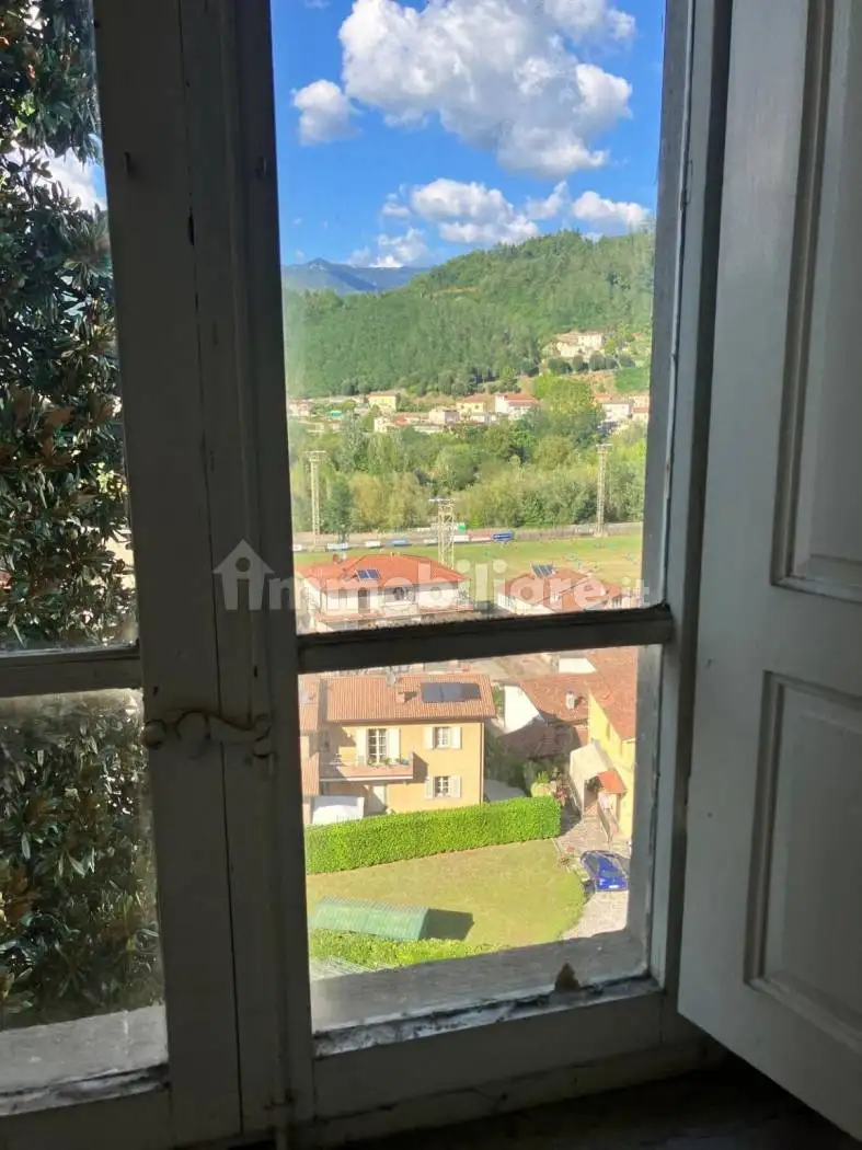 Quadrilocale via Giovan Battista Vannugli 1, Centro, Castelnuovo di Garfagnana - foto 5