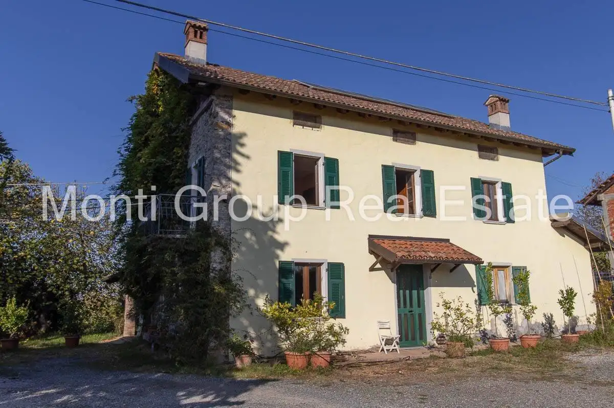 Rustico - Casale in vendita a Trisobbio