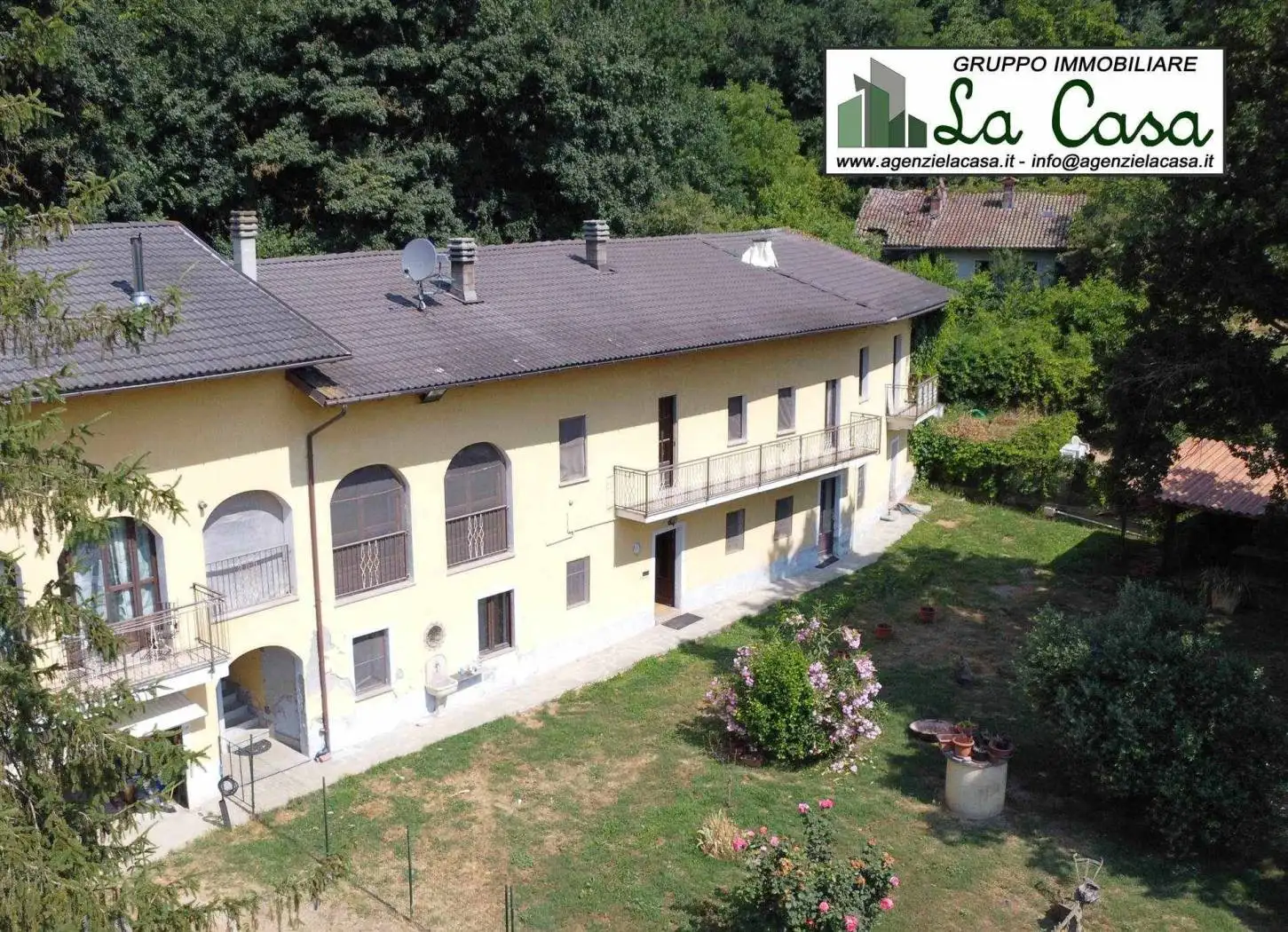 Rustico - Casale in vendita a Ferrere