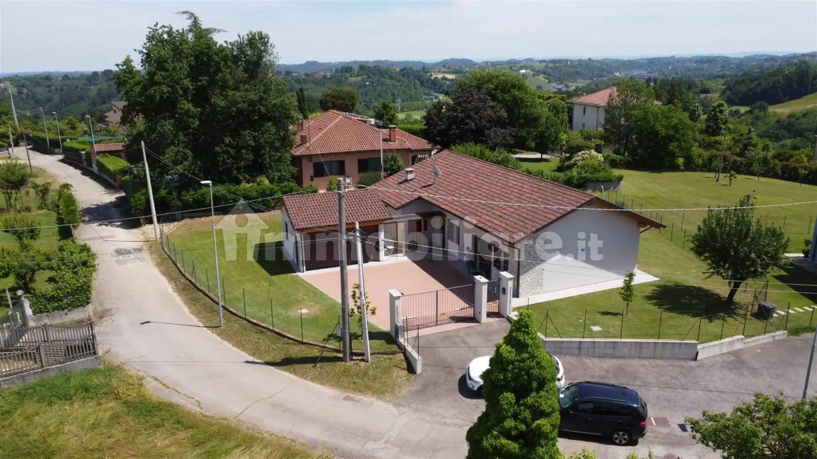Villa in vendita a Valfenera