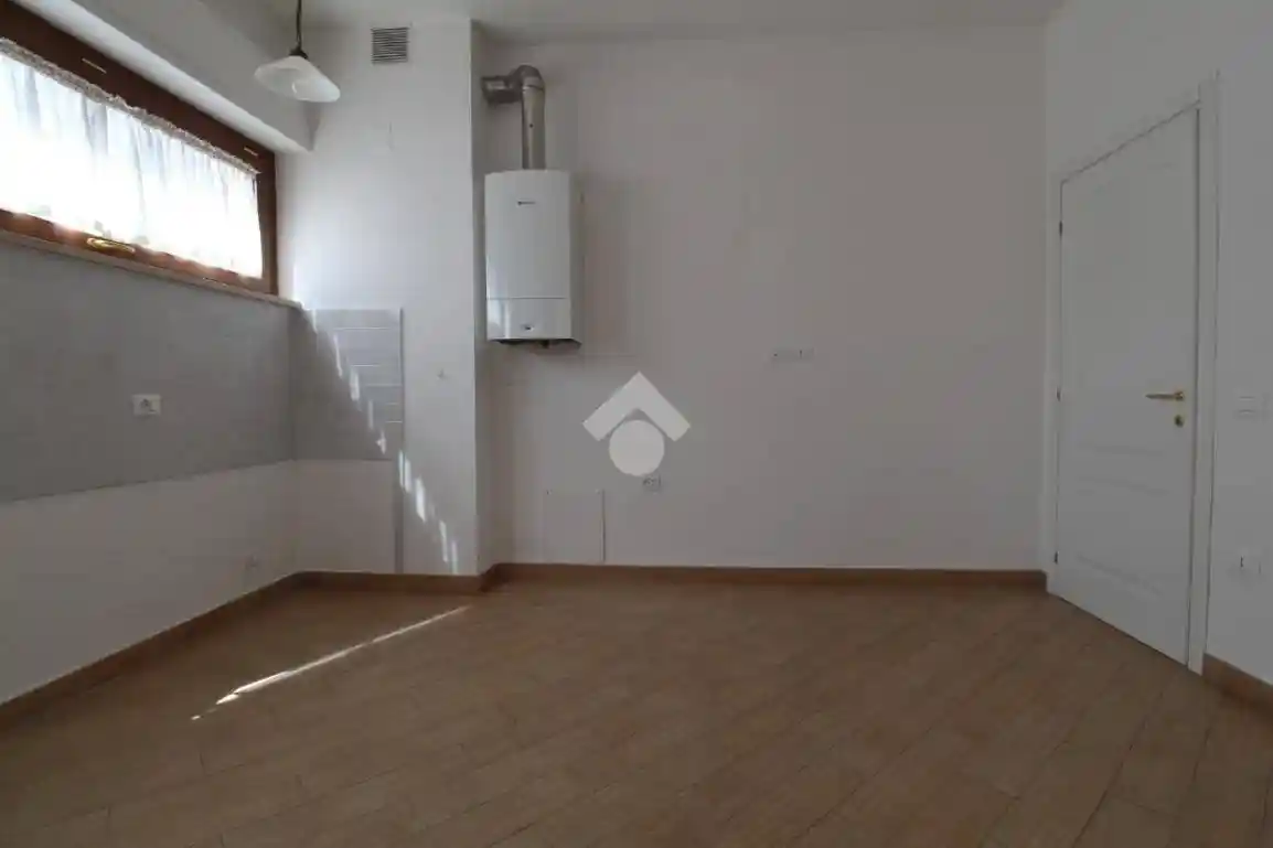 Quadrilocale via Berardo Mezzucelli 15, Centro, Teramo - foto 5