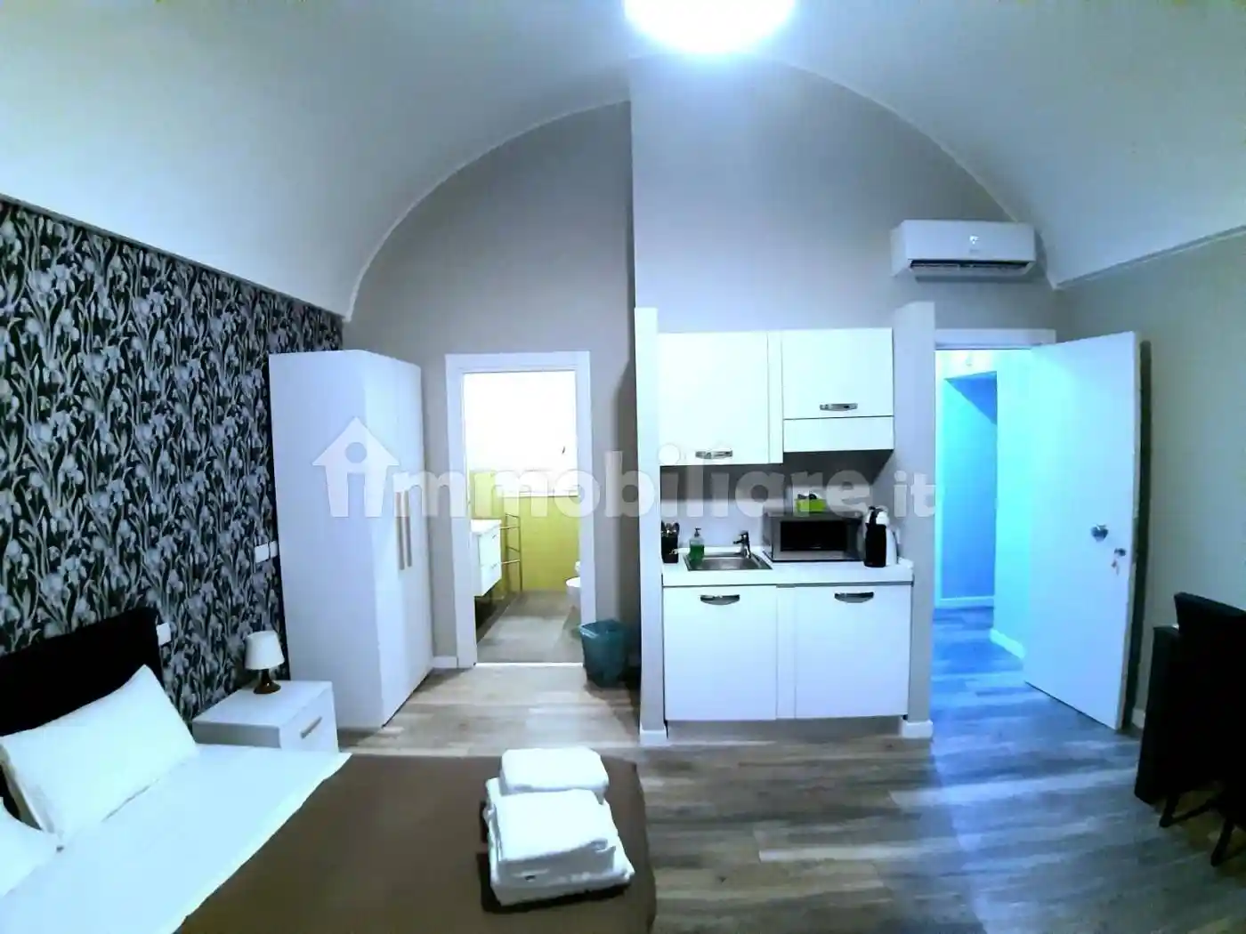 Quadrilocale Vico Conte di Mola 101, Quartieri Spagnoli, Napoli - foto 3