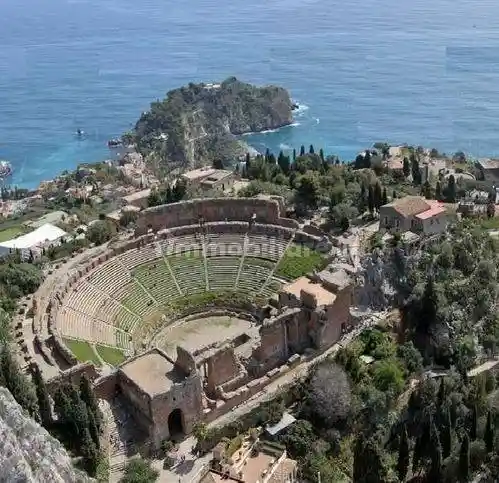 Palazzo - Edificio in vendita a Taormina