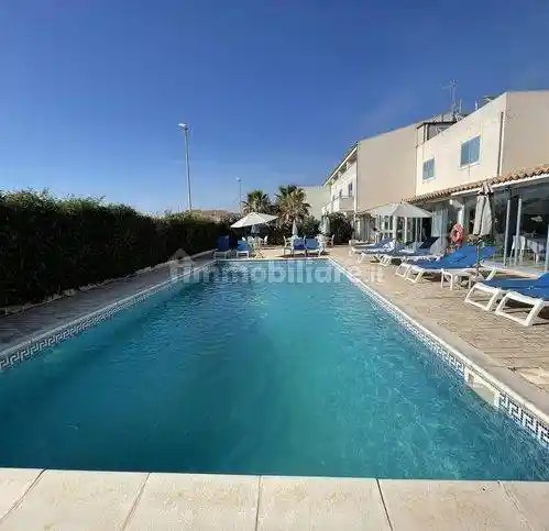 Palazzo - Edificio in vendita a Santa Croce Camerina