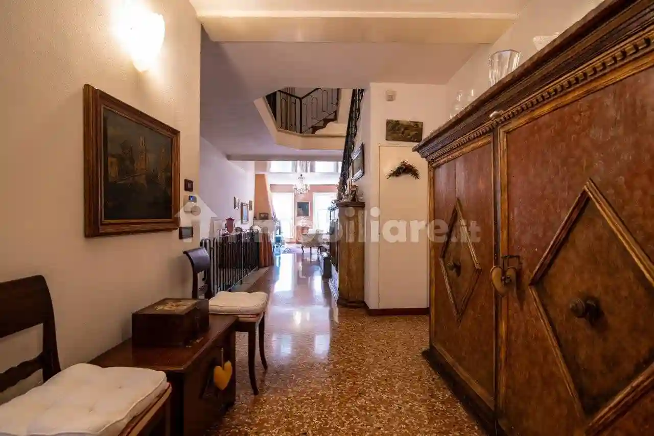 Palazzo - Edificio - foto 3