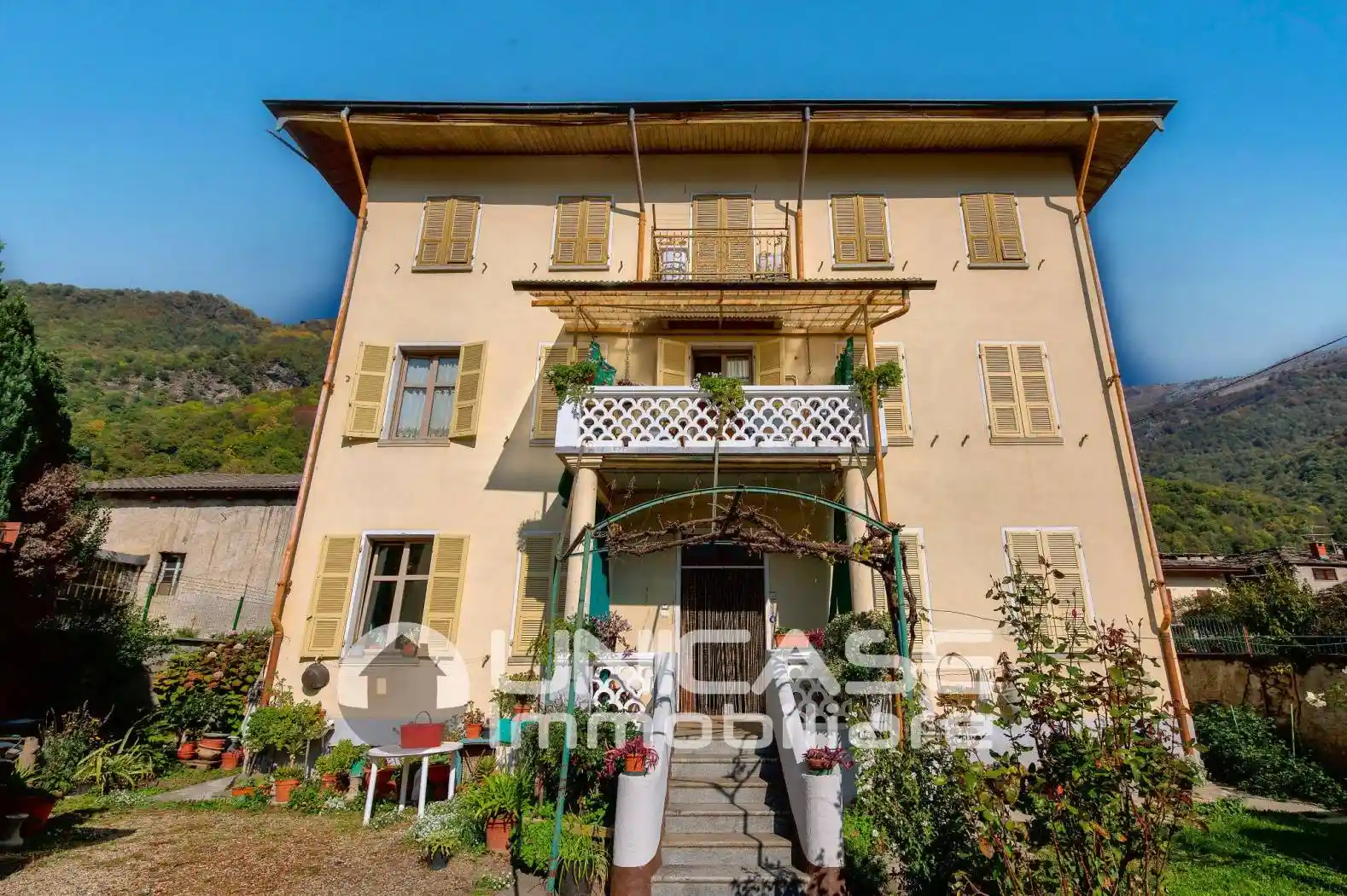 Trilocale via Maestra 66, Centro, Bobbio Pellice - foto 3