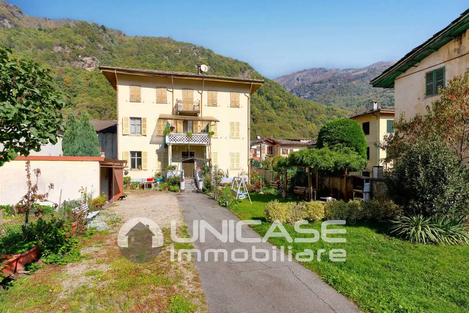 Trilocale via Maestra 66, Centro, Bobbio Pellice - foto 4