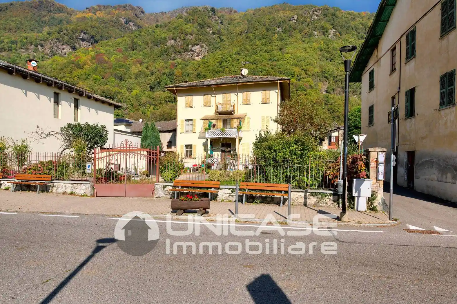 Trilocale via Maestra 66, Centro, Bobbio Pellice - foto 5