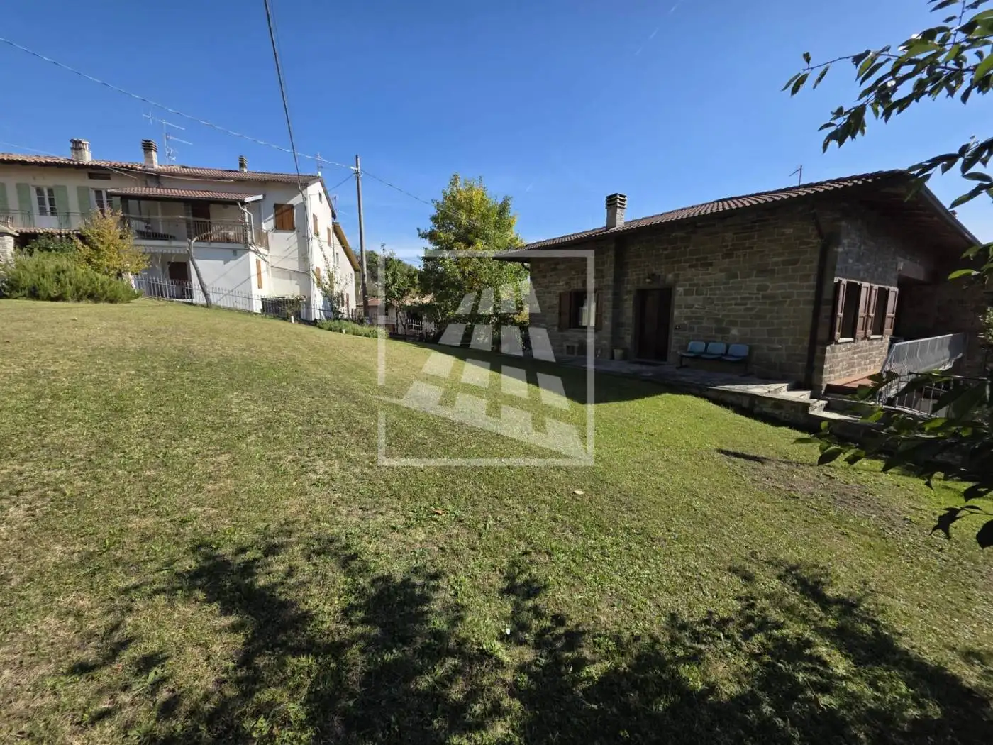 Villa bifamiliare via Iatica 9 e 11, Carpineti - foto 2