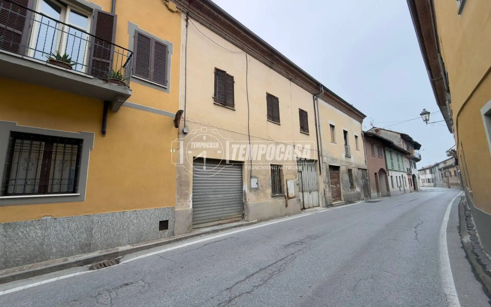 Appartamento via Cavagnolo 9, Centro, Corneliano d'Alba - foto 2