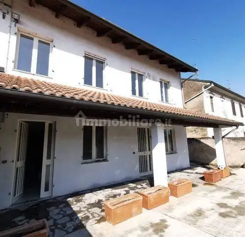 Villa in vendita a Motta de' Conti