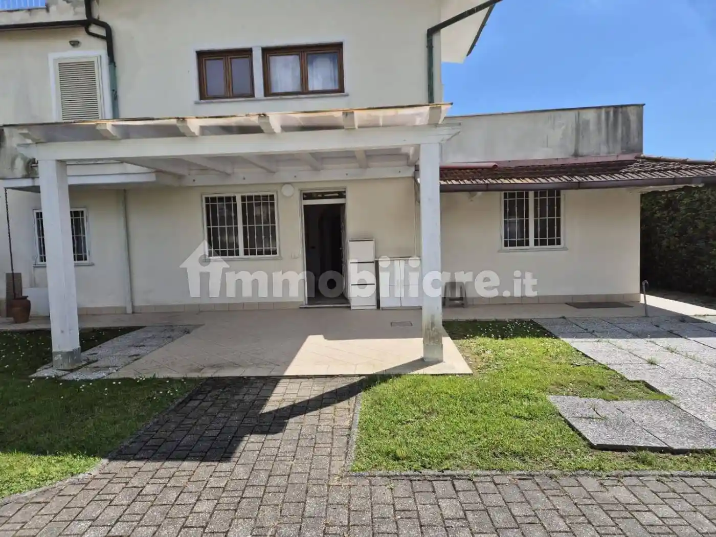 Villa in vendita a Montignoso