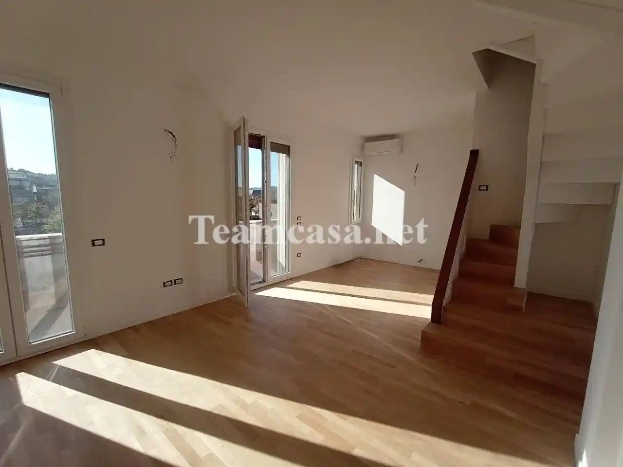 Bilocale ottimo stato, quarto piano, Centro Mare, Pesaro - foto 2