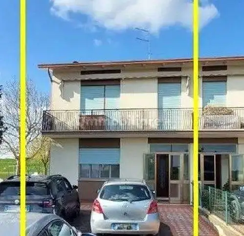 Villa in asta a Torre di Mosto