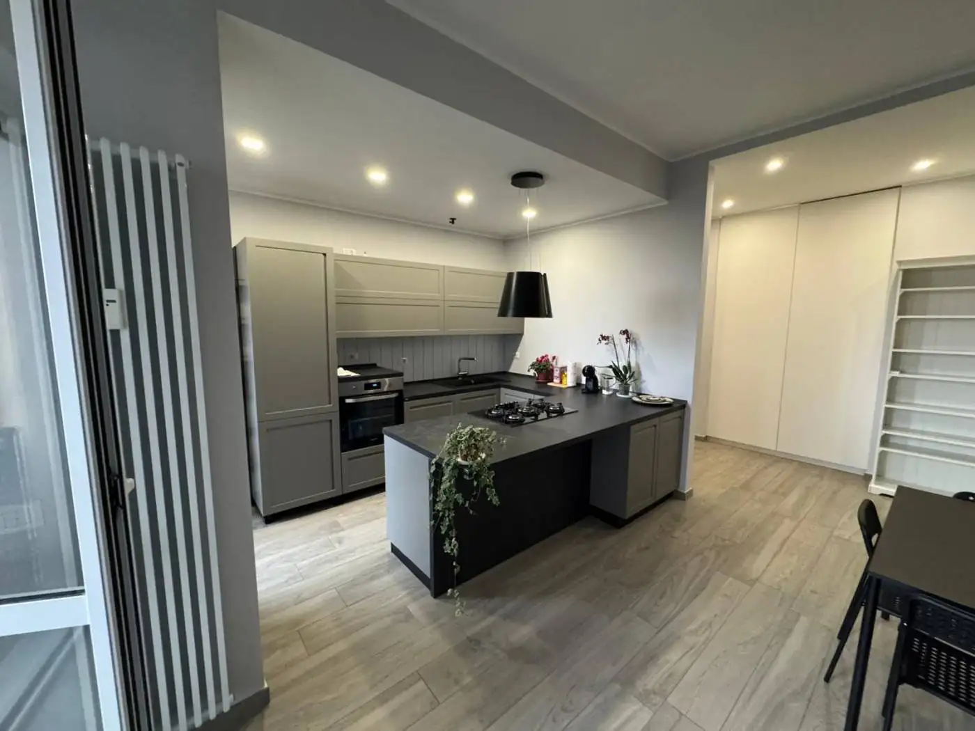 Appartamento in vendita a Rho