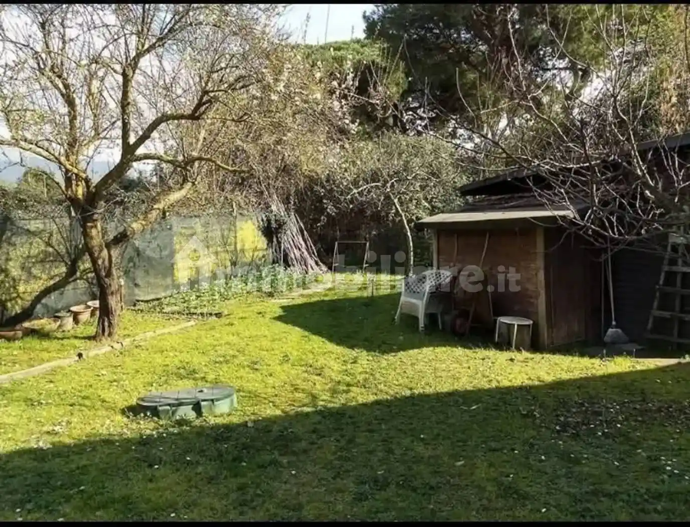 Villa in vendita a Carrara
