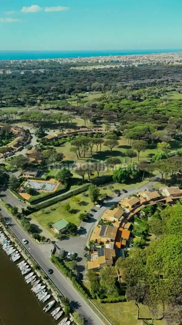 Villa a schiera via dei Pescatori 153, Ostia Antica, Roma - foto 3