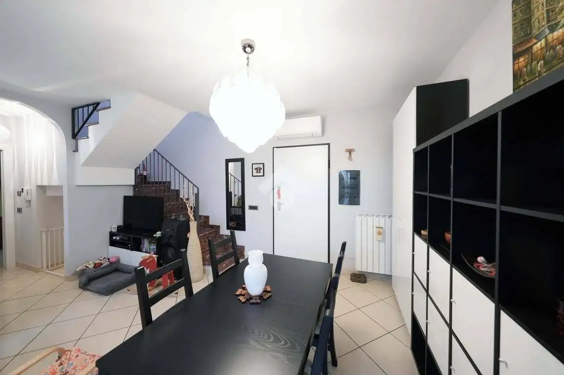 Trilocale via Dante Alighieri 21, Albiate - foto 4