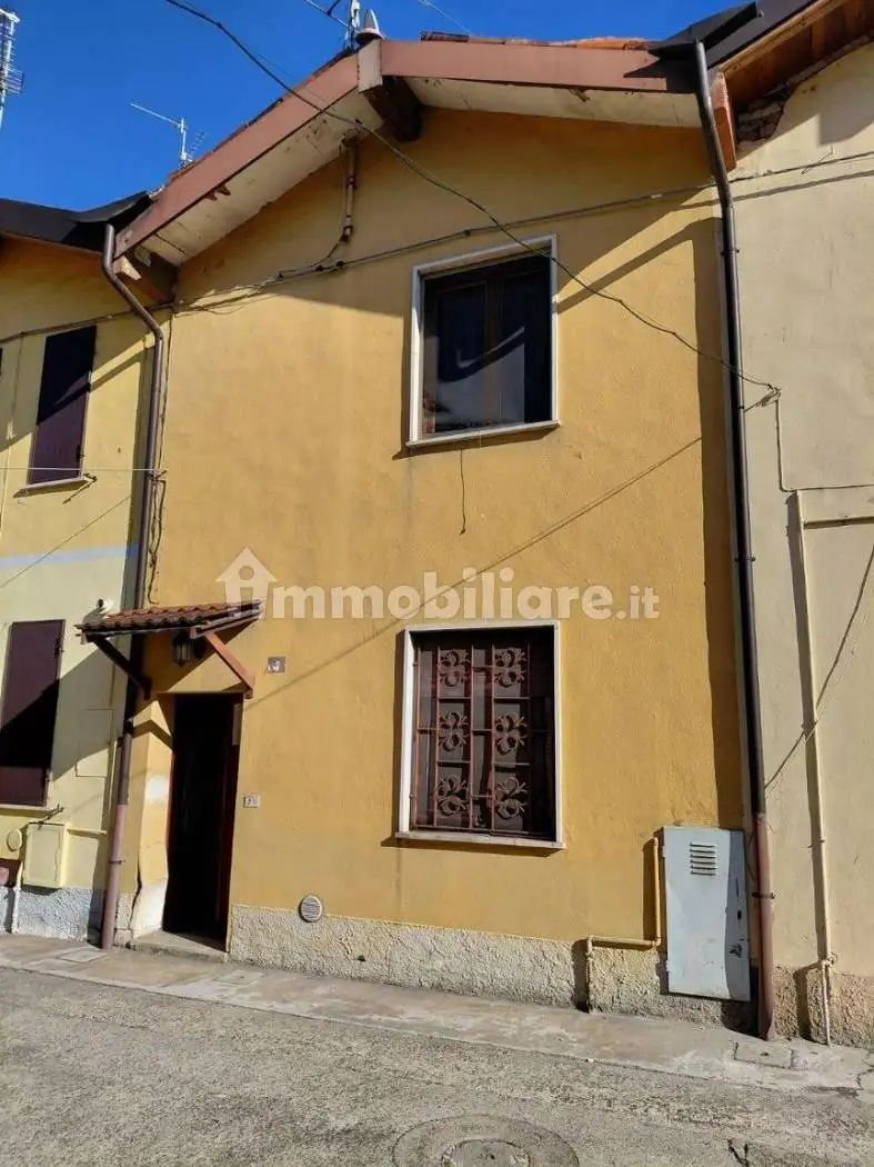 Casa indipendente in vendita a Castelvetro Piacentino