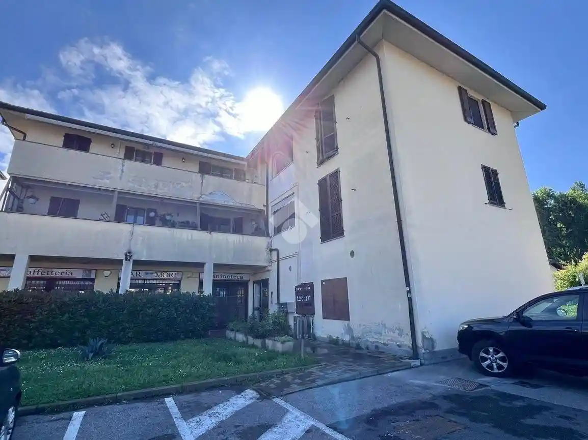 Bilocale via einaudi 8, Pasturago, Vernate - foto 2