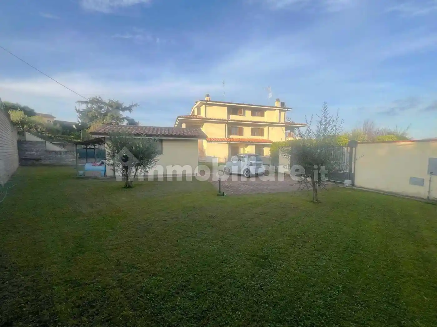Villa in vendita a Lariano