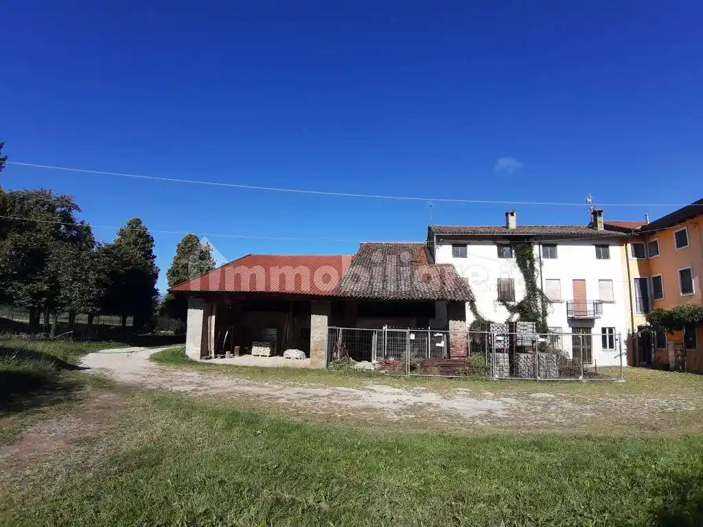 Rustico - Casale in vendita a Isola Vicentina