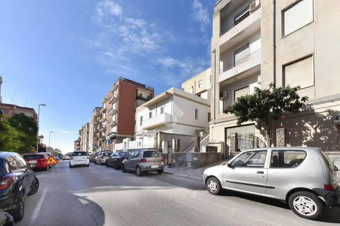 Bilocale via Messina 38, Bonaria, Cagliari - foto 2