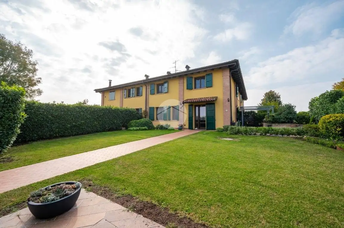 Villa in vendita a Valsamoggia