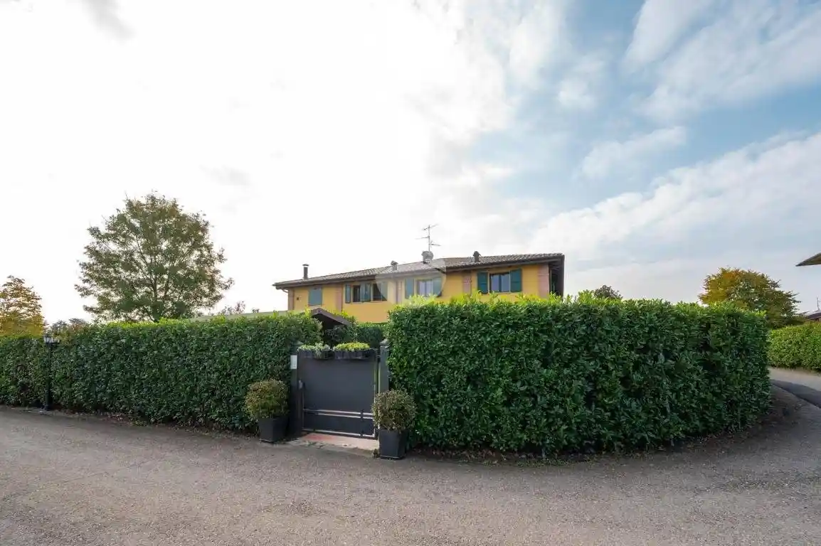 Villa plurifamiliare via Papa Giovanni XXIII 18, Area Produttiva Via Lunga, Valsamoggia - foto 2