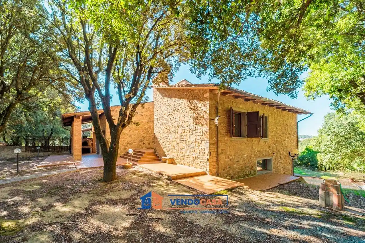 Villa in vendita a Gambassi Terme