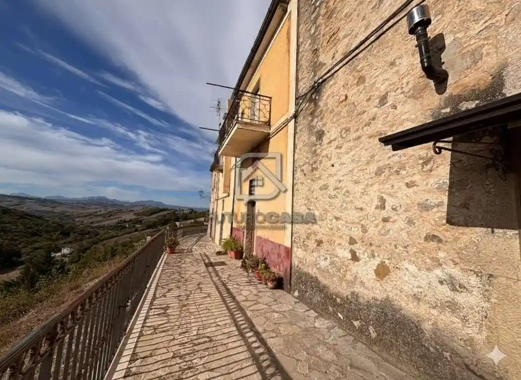 Terratetto unifamiliare 50 m², da ristrutturare, Zungoli - foto 4