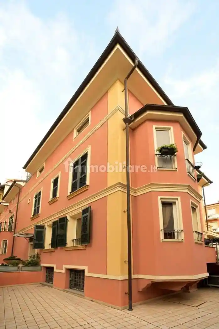 Appartamento in vendita a Alassio
