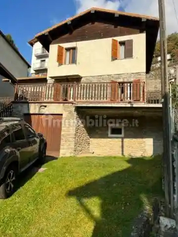 Villa in vendita a Teglio