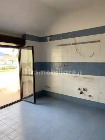 Quadrilocale via Michele Ruta 125, Petrarelle, Caserta - foto 3