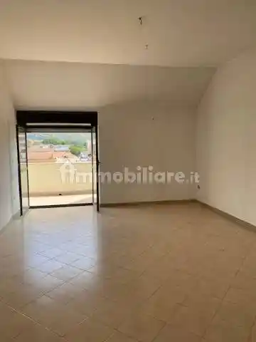 Quadrilocale via Michele Ruta 125, Petrarelle, Caserta - foto 5