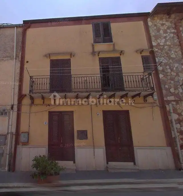 Terratetto unifamiliare corso Vittorio Emanuele 48, Campofelice di Fitalia