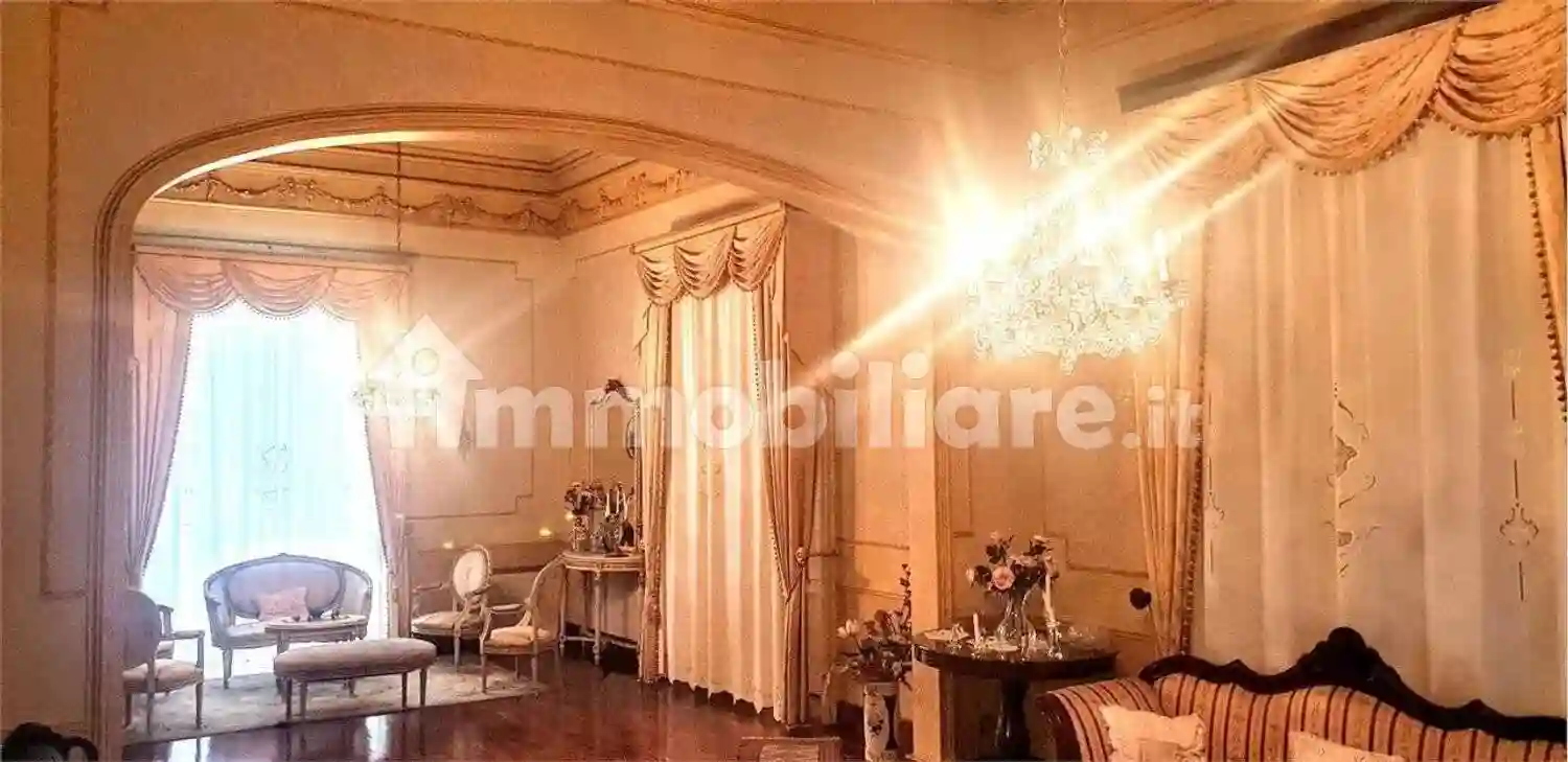 Palazzo - Edificio - foto 2