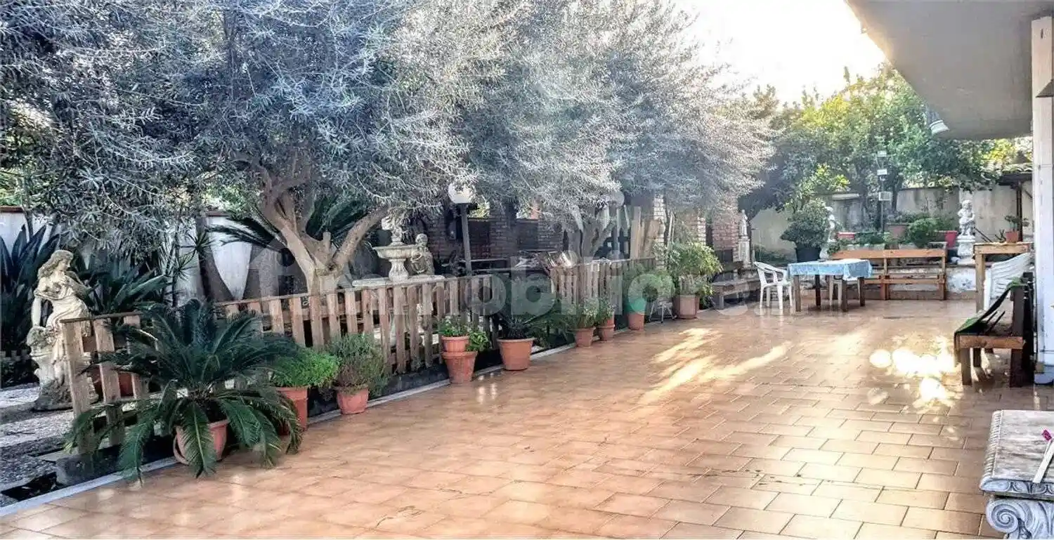 Villa in vendita a Giarre