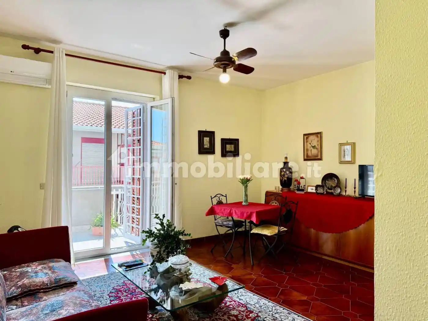 Appartamento in vendita a Aci Castello