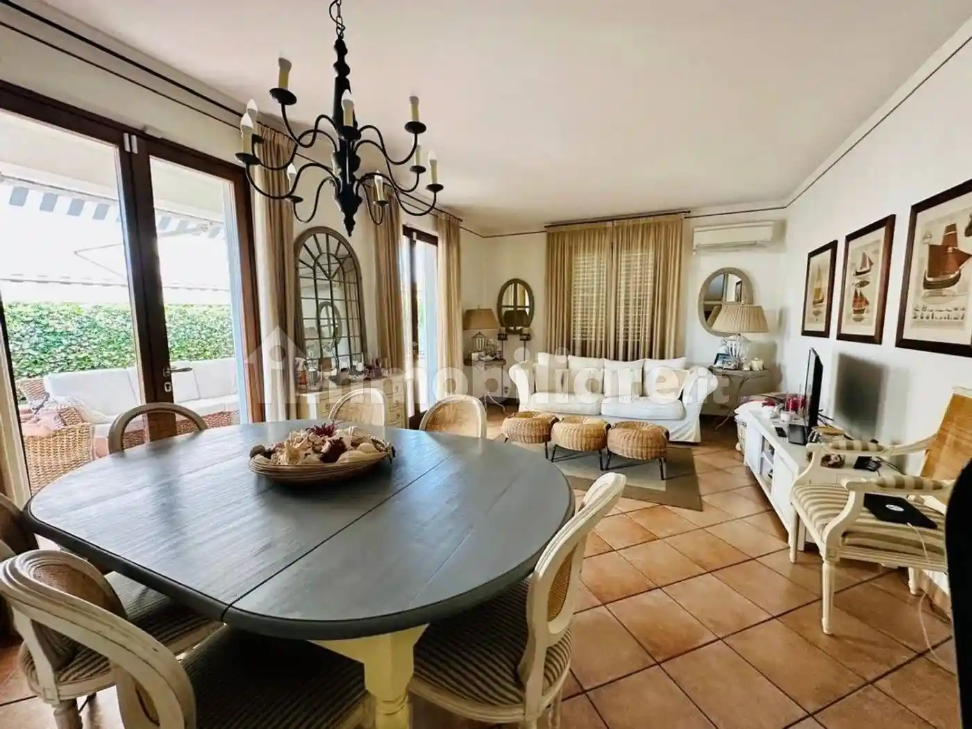 Villa in vendita a Pietrasanta