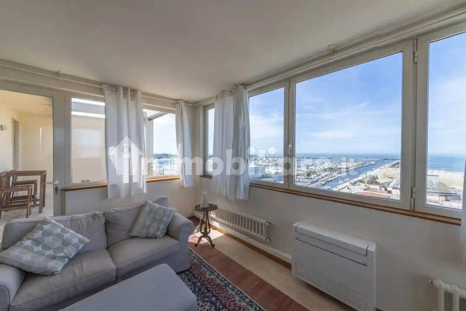 Appartamento in vendita a Viareggio