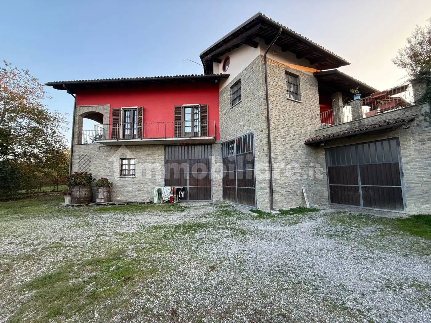 Villa in vendita a Costigliole d'Asti