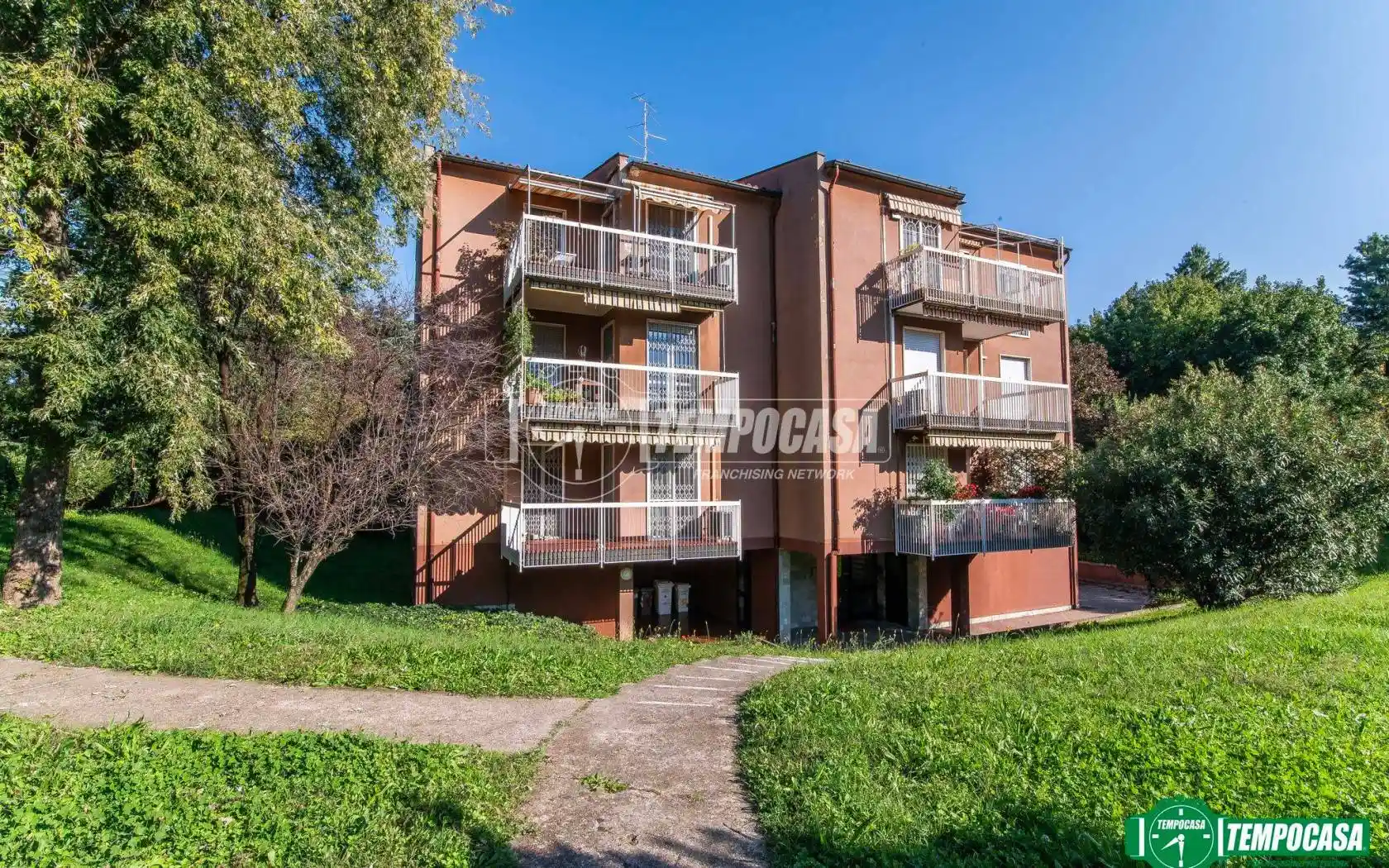 Appartamento in vendita a Arese