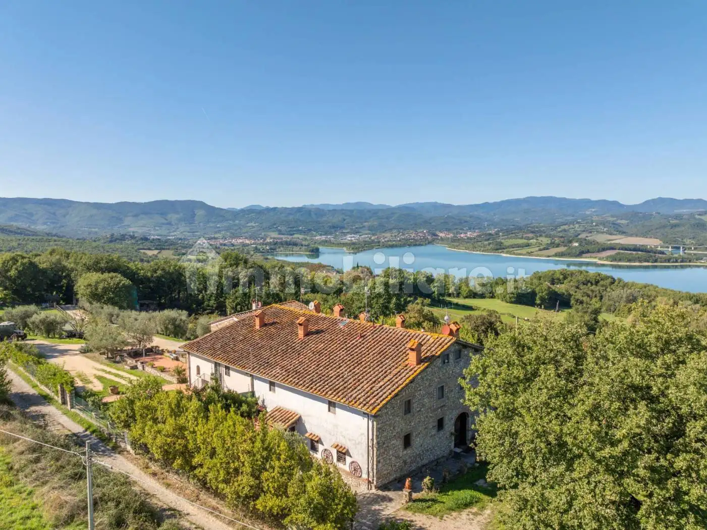 Appartamento in vendita a Scarperia e San Piero