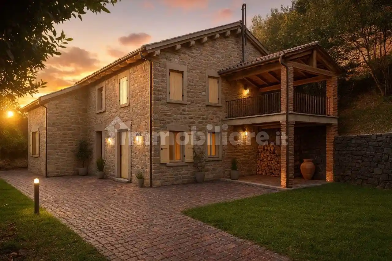 Rustico - Casale in vendita a Trissino