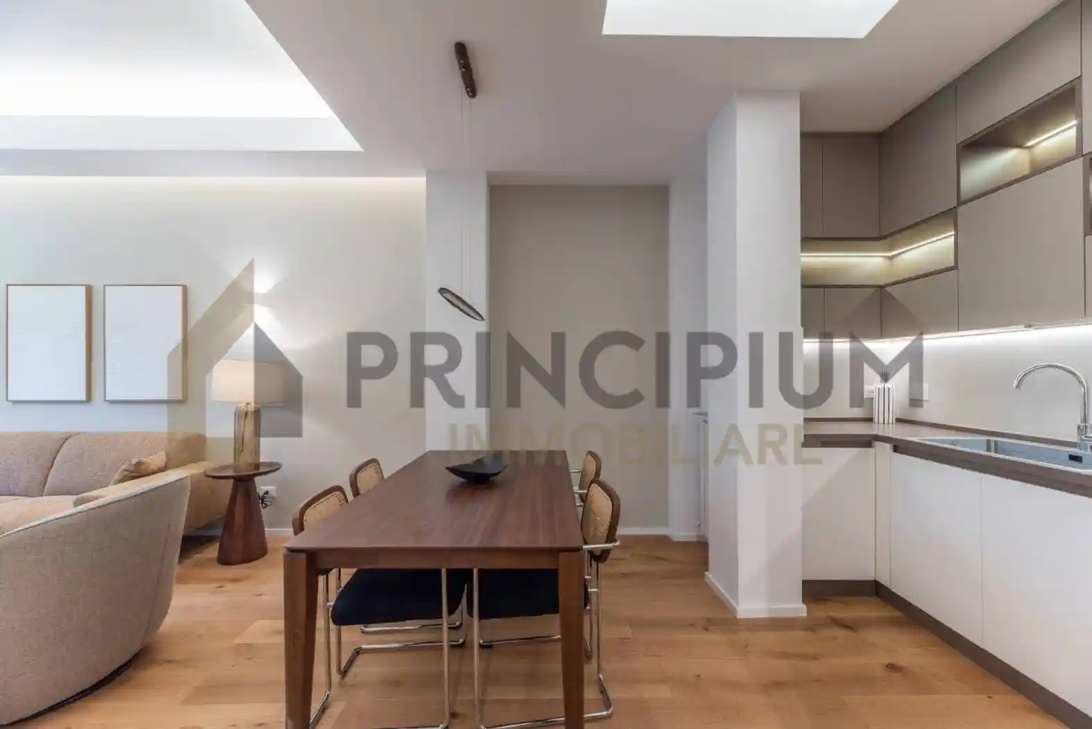 Quadrilocale via Cornelio Nepote 16, Medaglie d'Oro, Roma - foto 2