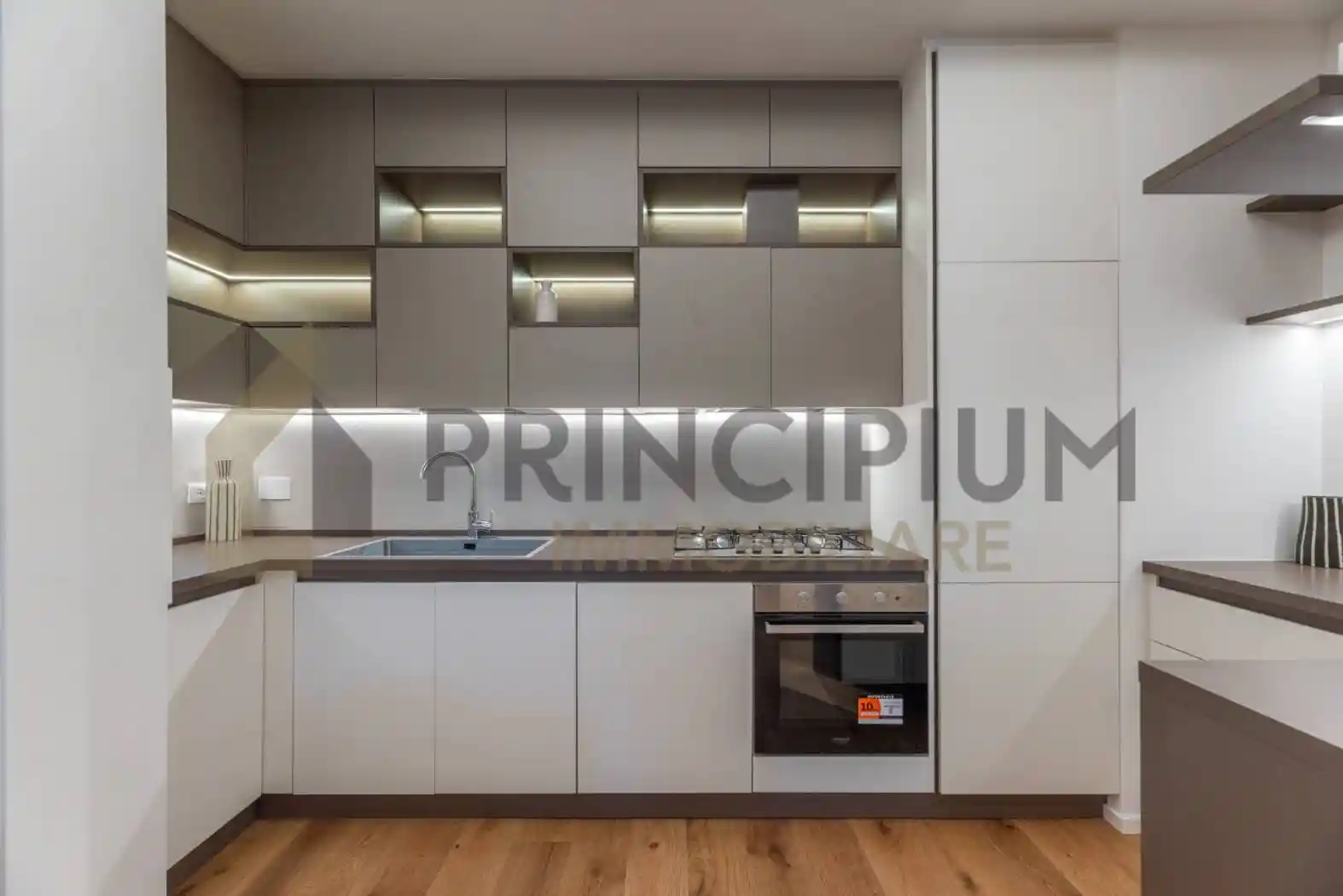 Quadrilocale via Cornelio Nepote 16, Medaglie d'Oro, Roma - foto 3